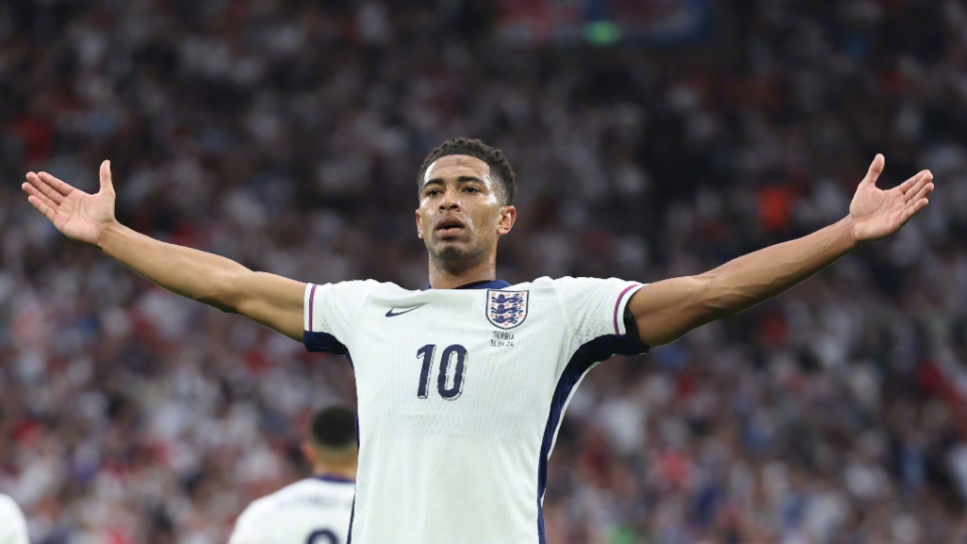 德罗西取热那亚生涯首胜，率队时隔239天再次意甲主场赢球