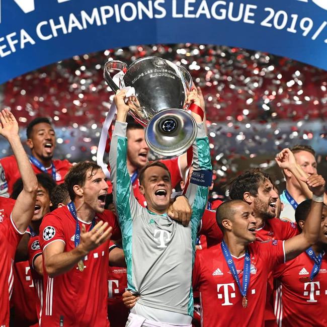 曼联中场组织乏力