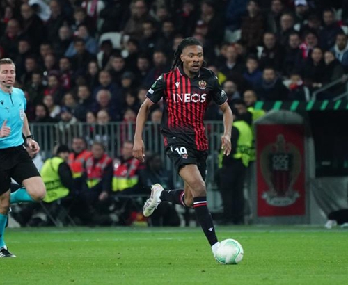 若塔曾为两队效力过，波尔图vs马竞赛前致敬若塔兄弟