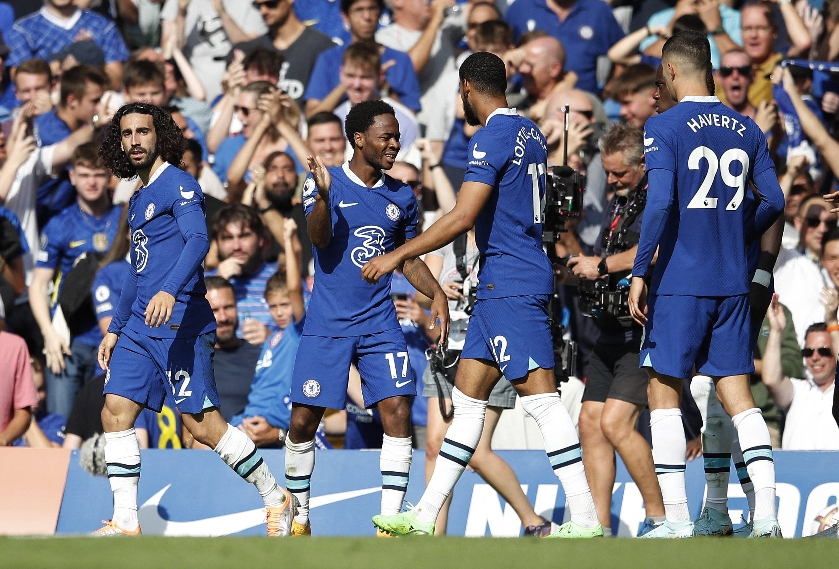 中超：武汉三镇2-0战胜浙江队